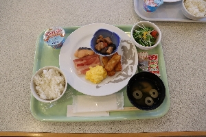 1年生【スキー宿泊学習】2日目　朝食