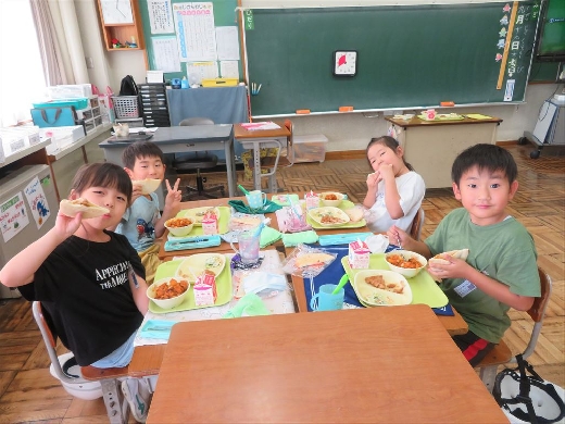 ある日の給食風景