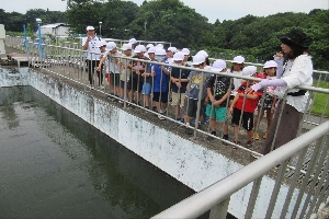 ４年生校外学習（浄水場・クリーンセンター）