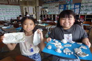 ２年生図工「いろいろな料理をつくろう」