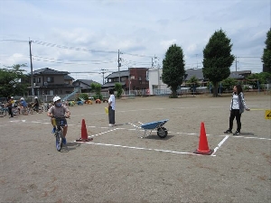 交通安全教室、自転車点検