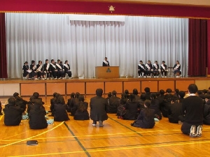 生徒会本部役員選挙　立会演説会