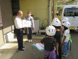 2年生　生活科「まちたんけん」