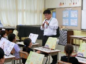 ６月２１日（金）３年生音楽リコーダー授業