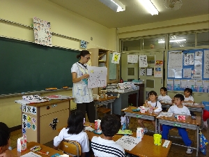 ９月２７日（金）１年生歯みがき指導