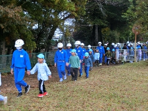 １１月１５日（金）さしま保育園との合同避難訓練