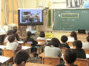 １２月１１日（水）４年生人権集会