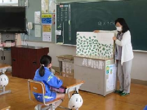 読み聞かせ 2・3年生