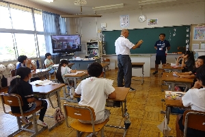 内野山小との交流学習