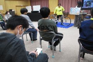 6年　交通安全自転車教室